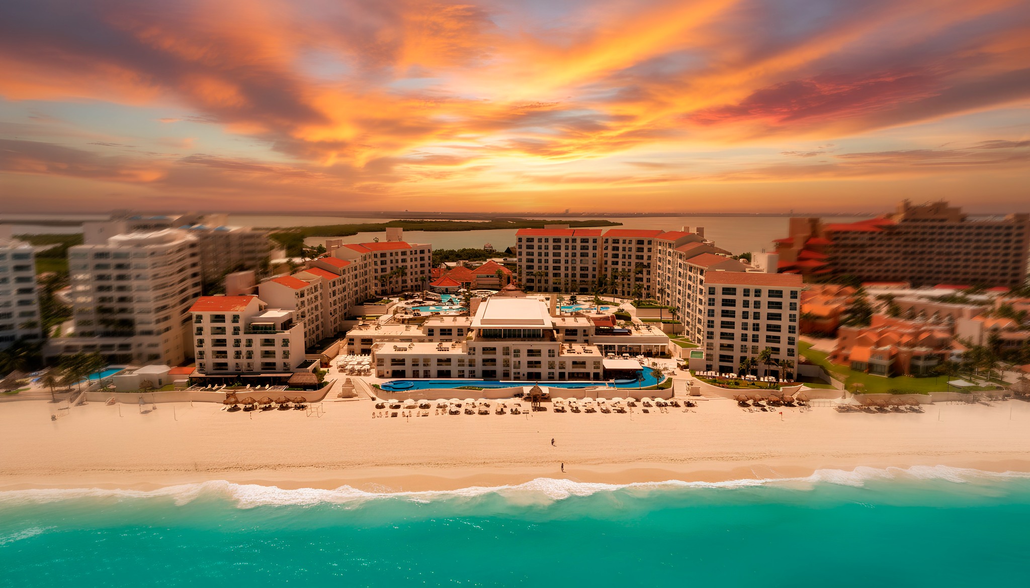 Emporio Cancun - Plan hospedaje